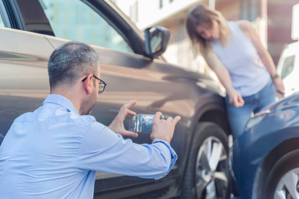 Professional Full Coverage Car Insurance technician working in Bayville, NY